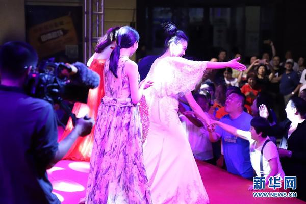 唯美光影風(fēng)格 《熹妃Q傳》3D概念場(chǎng)景細(xì)觀(guān)