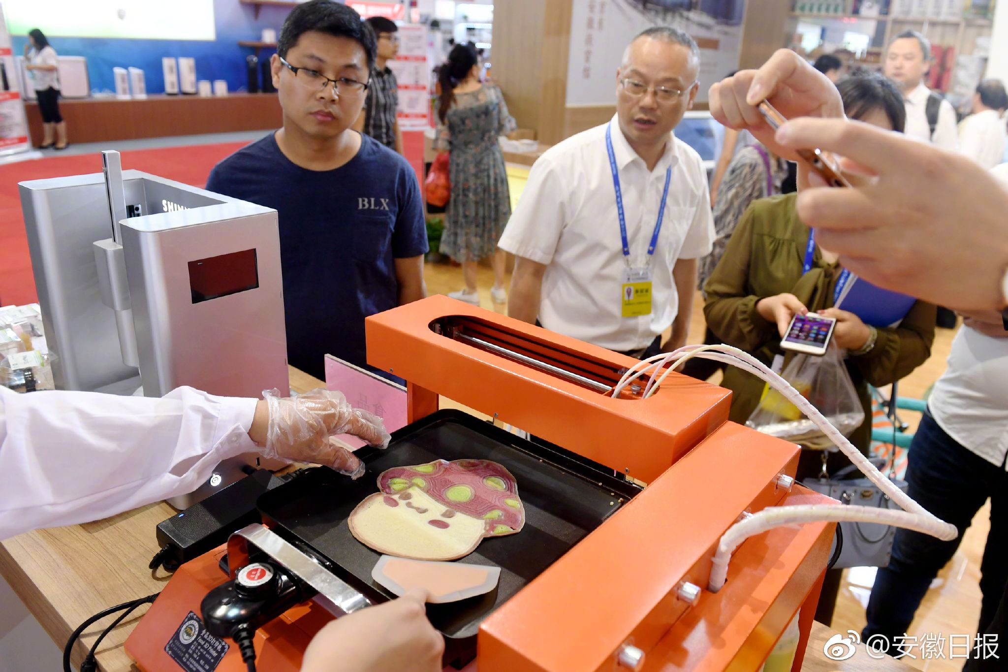 拍10部火1部，道觀(guān)也來(lái)湊熱鬧，短劇成吸金神器？[多圖]