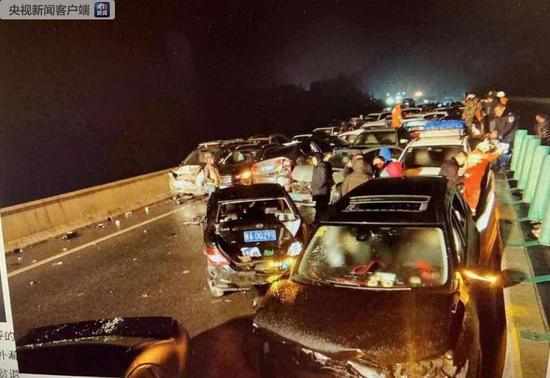 制霸全服 《鬼劍豪》家族玩法火熱來(lái)襲