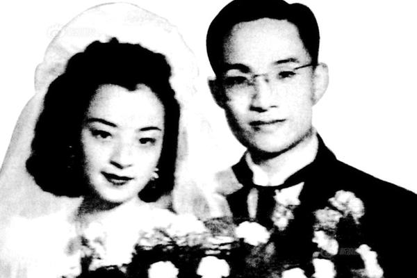 皇權(quán)爭(zhēng)霸玄幻手游《君臨online》即將刪檔測(cè)試